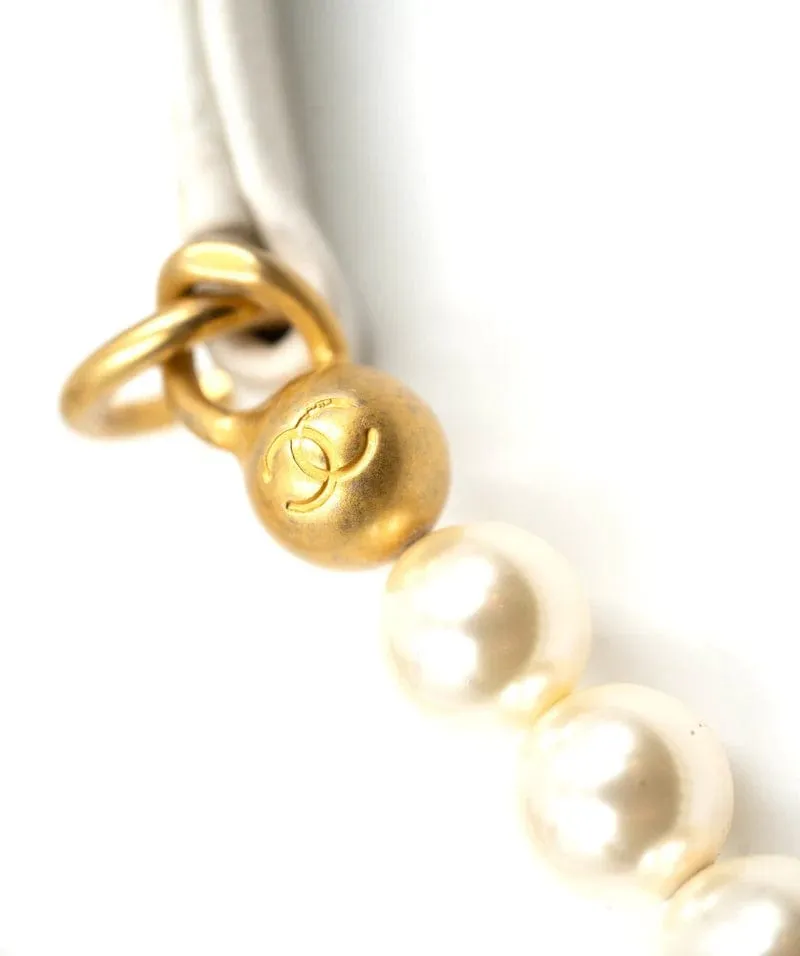Chanel Light White Calfskin Quilted Pearl Mini About Pearls Drawstring Bucket Bag - DXBS1466