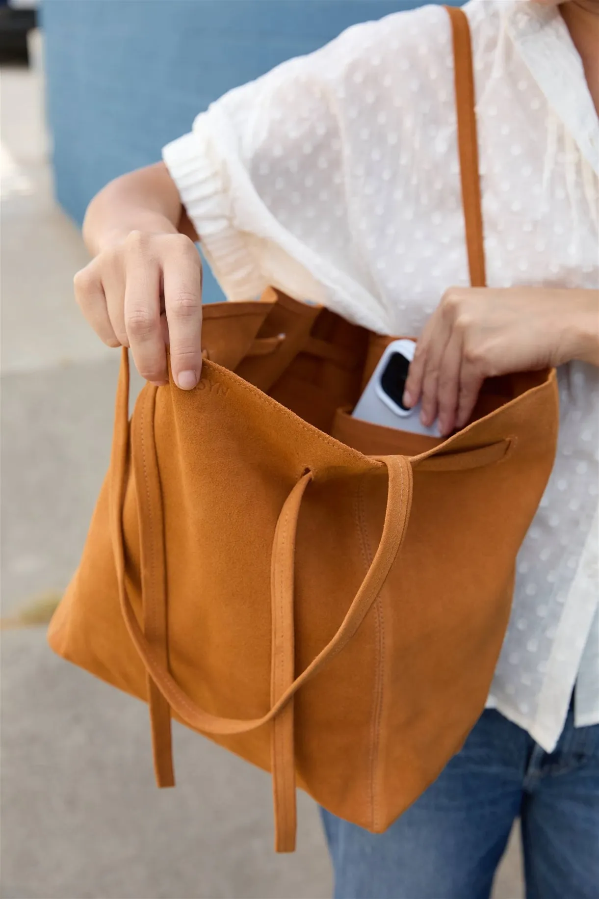 Florence Tote in Honey Suede