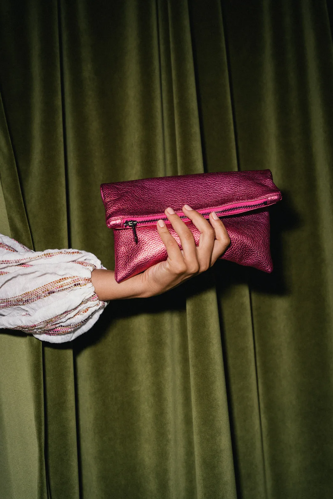 Raspberry Shimmer | clutch