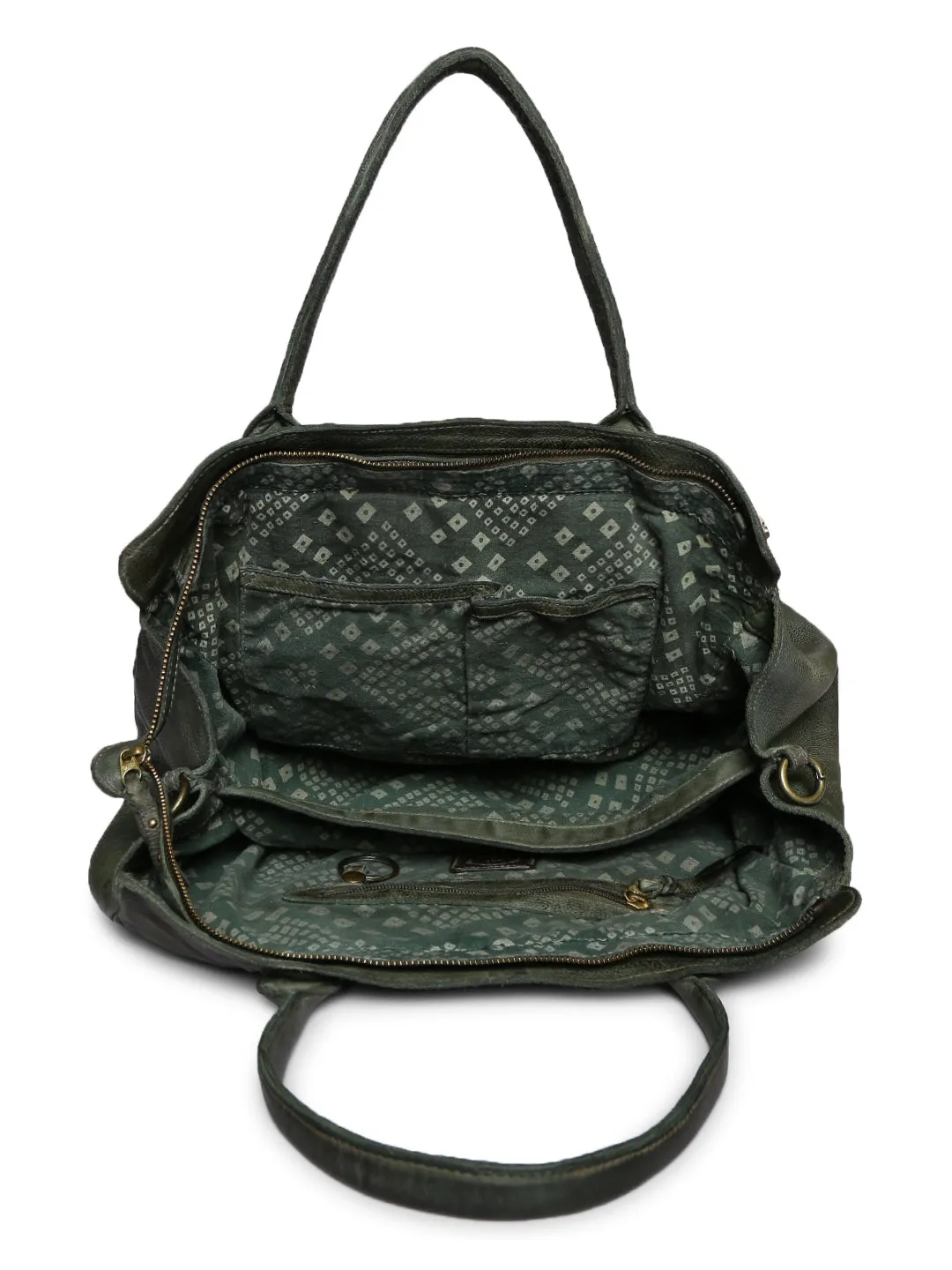 Silvia: Metallic Effect Razor With Golden Concho Leather Tote/shopper Bag.